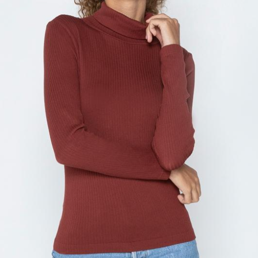 CHANDAIL COL ROULE FEMME C'EST MOI CERT1208