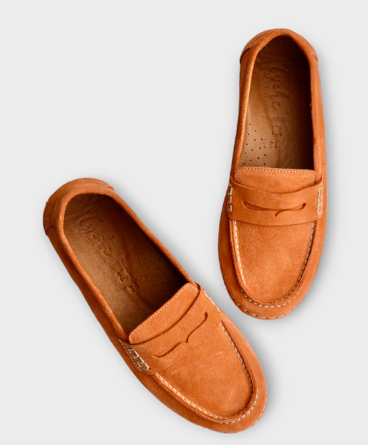 DISPONIBLE EN LIGNE SEULEMENT - TYCHE - CHAUSSURES - #55 - MAVIS - ORANGE SUEDE