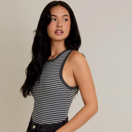 DISPONIBLE EN LIGNE SEULEMENT Camisole Femme Rayures Le Lis MT9737-12