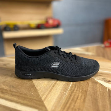 DISPONIBLE EN LIGNE SEULEMENT – SKECHERS – (#43)