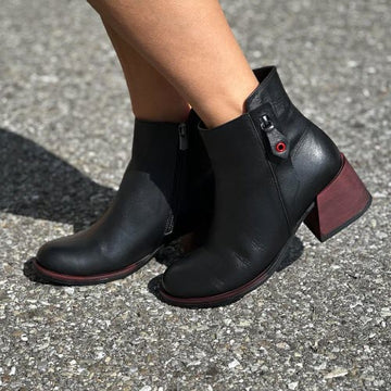 DISPONIBLE EN LIGNE SEULEMENT - CAGIVA - SOULIER 0012-506 (#15) - CUIR NOIR