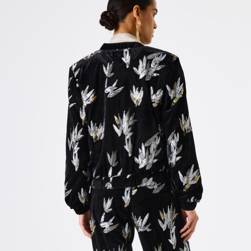 DISPONIBLE EN LIGNE SEULEMENT Veston Femme Noir Garcia K50090-60