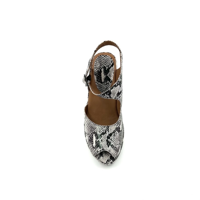 DISPONIBLE EN LIGNE SEULEMENT - L'AMOUR DES PIEDS - SOULIERS À TALON - IDESIA - BLACK / WHITE – Image 3
