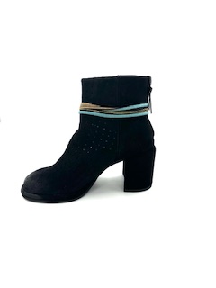 DISPONIBLE EN LIGNE SEULEMENT - FELMINI - BOTTES À TALONS - D761 - CAMOSCIO + NEVE - BLACK – Image 2